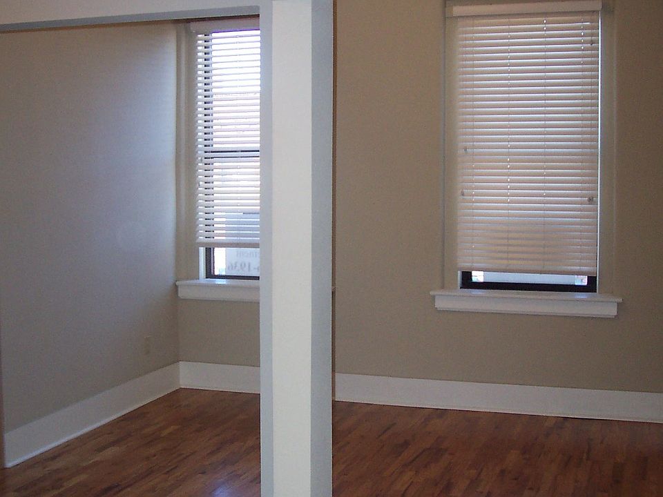 2nd image of 620 1/2 N 12th St APT 101