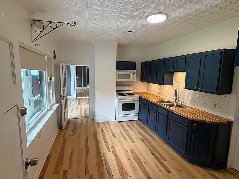 52 Dr Samuel McCree Way #1 — Photo 2