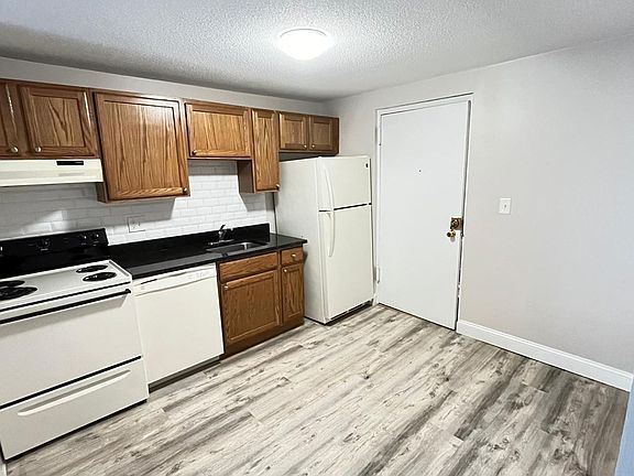 3rd image of 47 Princeton St #5-236