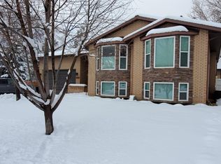 1061 E Belle Meadows Way, Salt Lake City, UT 84121