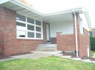 127 Edgewater Dr, Monaca, PA 15061