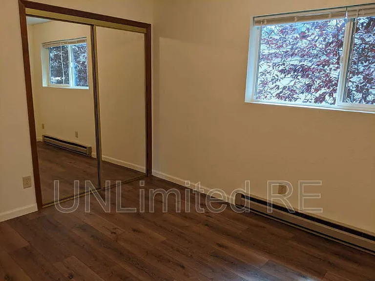 321 N Park St #C — Photo 6