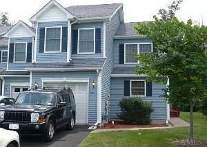 1st image of 256 Pinebrook Dr
