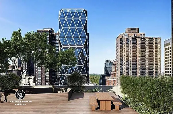 Rented by Coldwell Banker Warburg | media 22