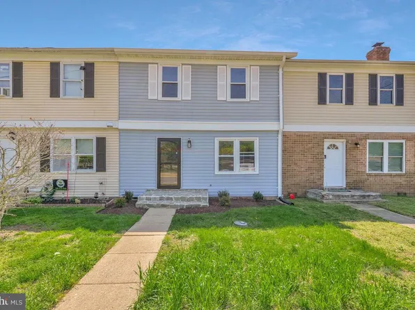 3 Park Square Dr, Indian Head, MD 20640