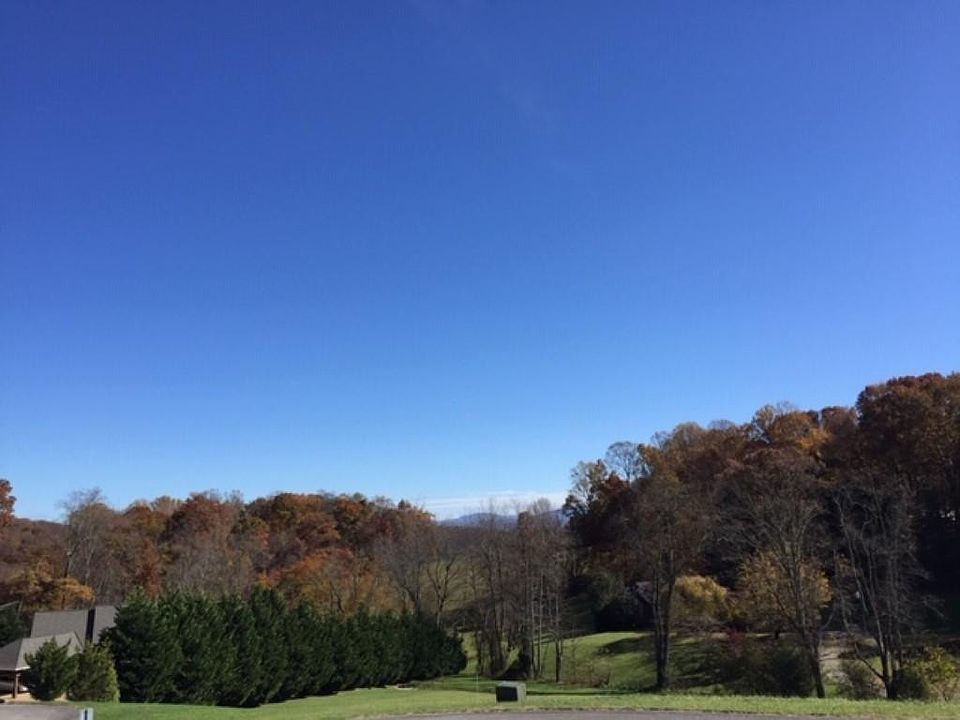 2nd image of Hendricks Dr
