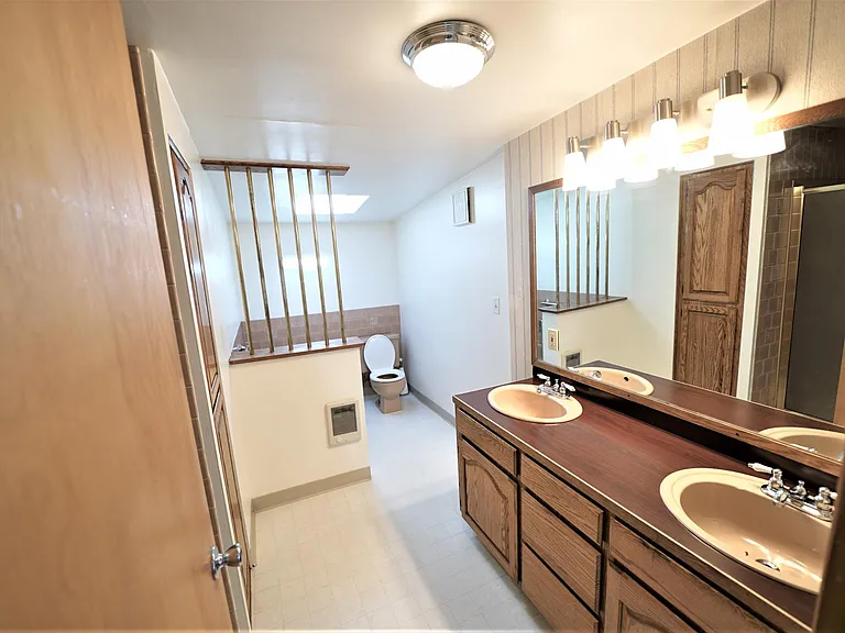 5726 S Corbett Ave — Photo 14