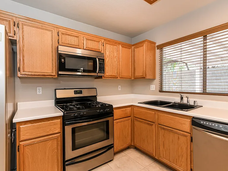 1113 Nordyke Ave — Photo 8