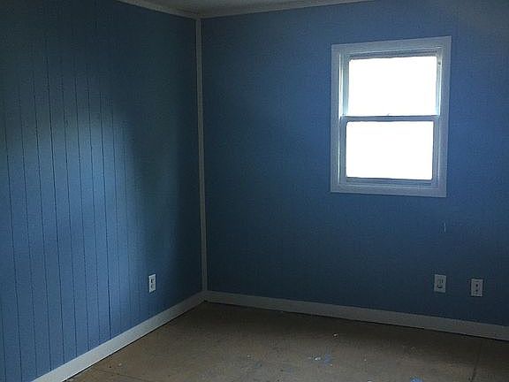 2 nd bedroom 
