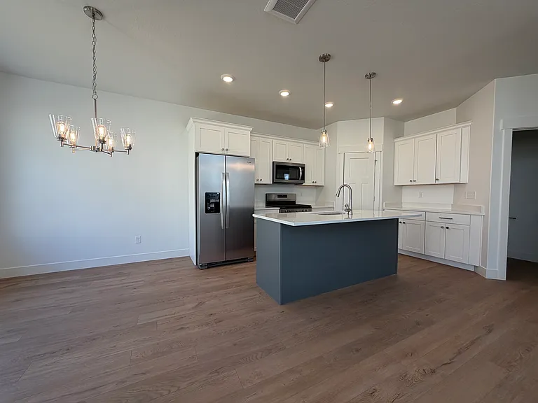 1542 W Banner Dr #810 — Photo 2