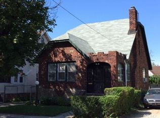18419 Galway Ave, Saint Albans, NY 11412