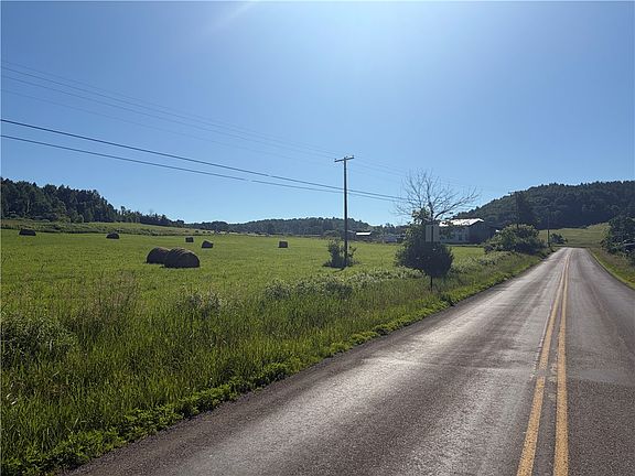 3rd image of 562 Gas Company Rd