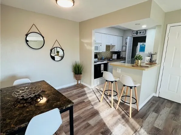 2855 Winkler Ave APT 122, Fort Myers, FL 33916