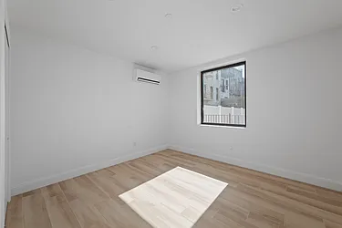 Rented by NY Space Finders Inc.