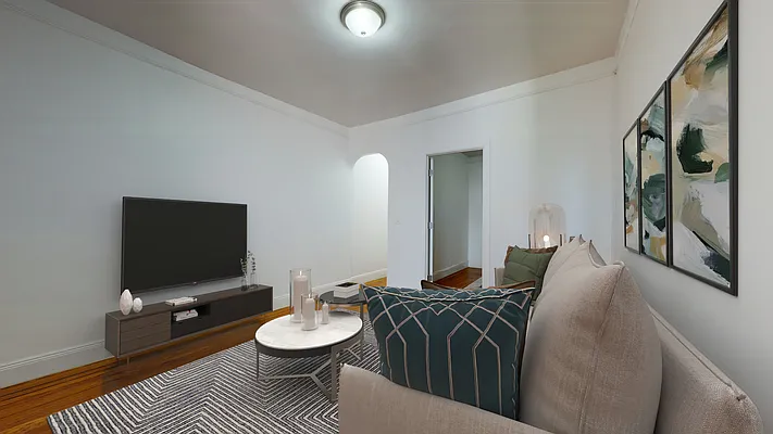 Rented by Bond New York | media 8