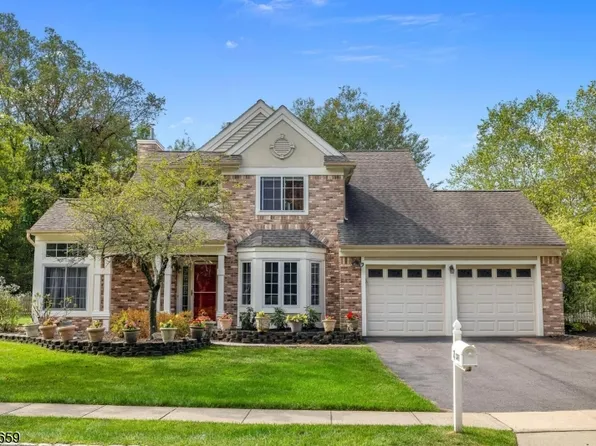 4 Tanglewood Way, Mount Olive Twp., NJ 07828