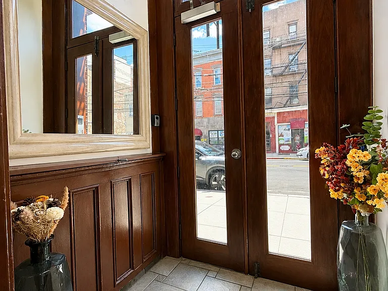 378 Palisade Ave #3 — Photo 9