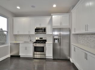 1431 43rd St #2, North Bergen, NJ 07047