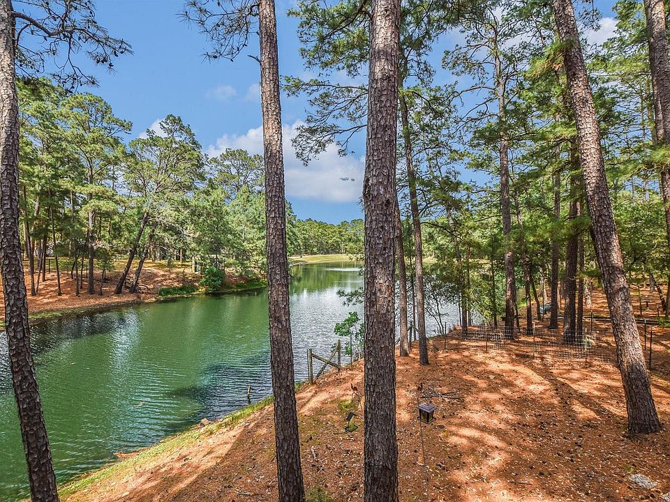 1st image of 124 Broken Bow
