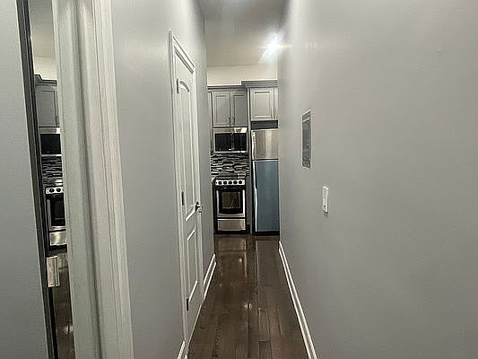 3rd image of 215 W 16th St #1F