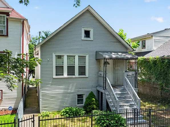 7931 S Muskegon Ave, Chicago, IL 60617