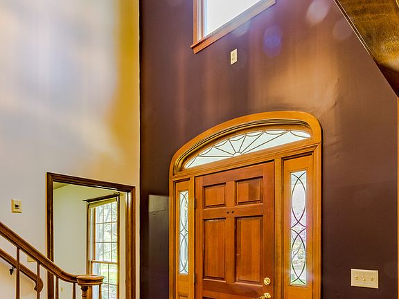 2nd image of 2405 Lalkwood Dr