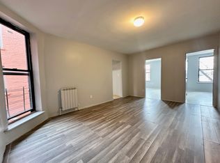 450 61st St #1C, Brooklyn, NY 11220
