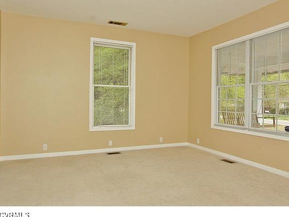 4th image of 710 Wilmer Ave