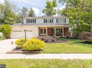 406 Country Club Dr, Cherry Hill, NJ 08003