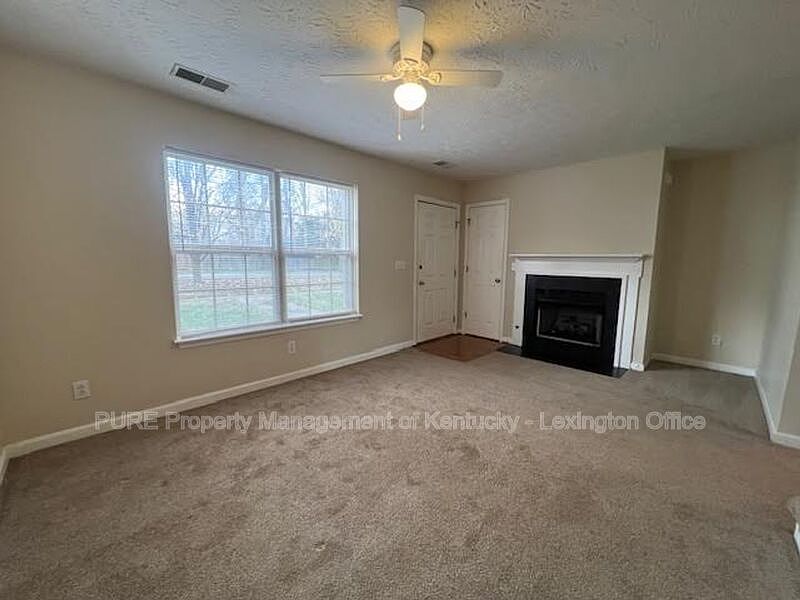 205-e-higgins-st-midway-ky-40347-zillow