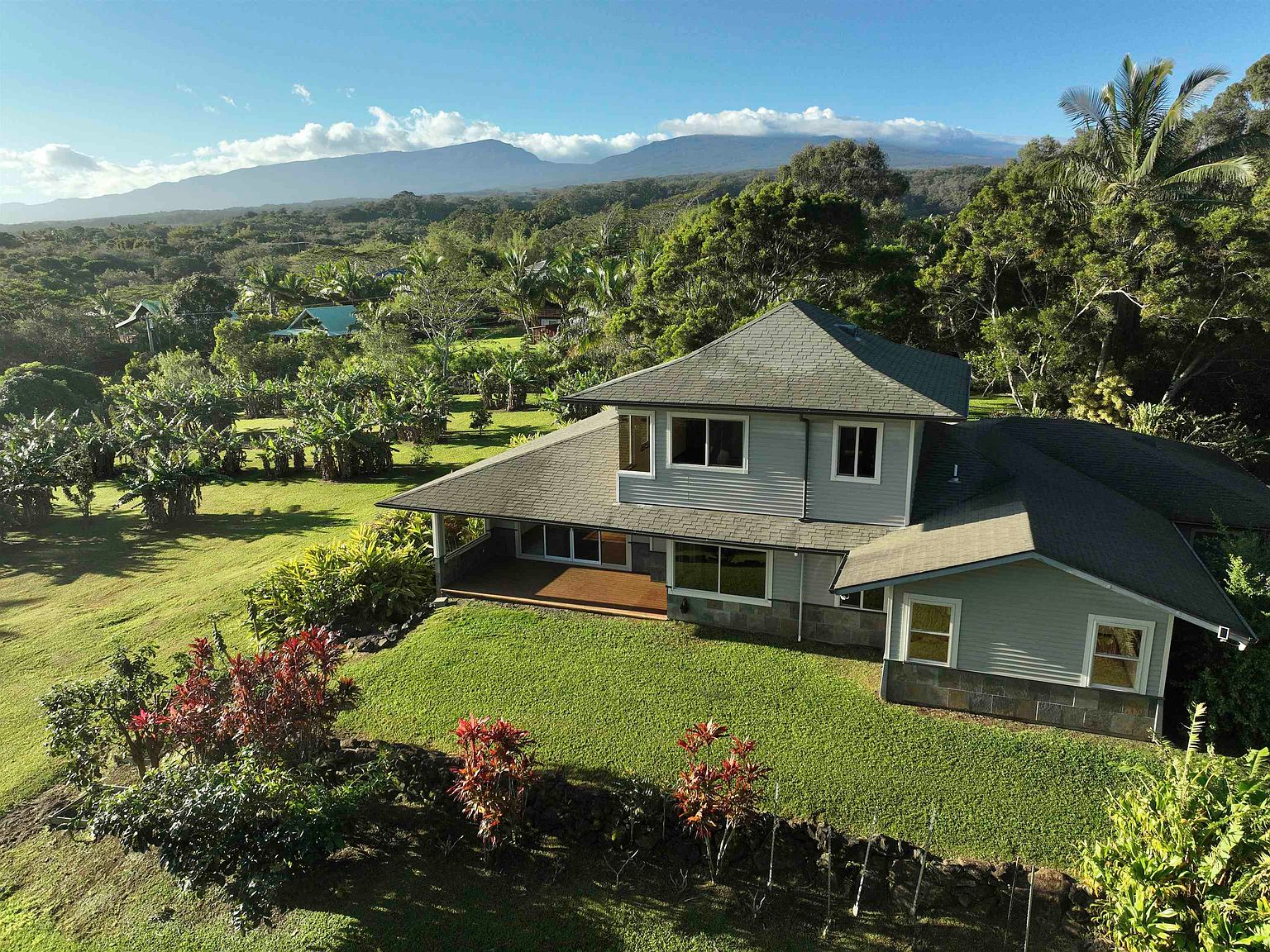 43 W Waipio Rd, Haiku, HI 96708 Zillow