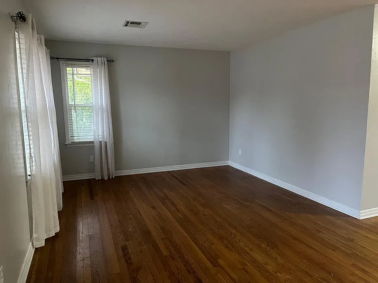 1308 S Littler Ave — Photo 5