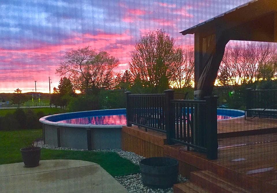 Deck, gazebo & pool @ sunset