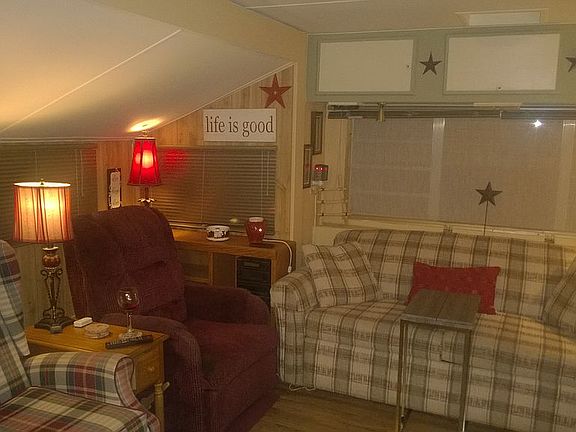 4th image of 305 S Val Vista Dr #297