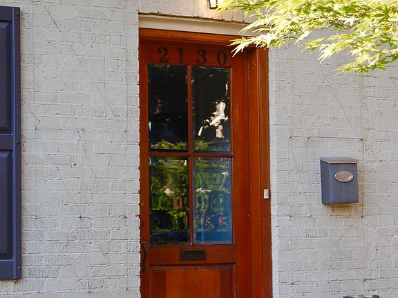 3rd image of 2130 Wright Ave