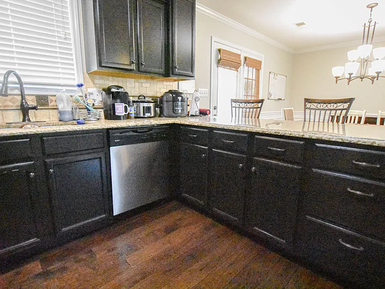 3702 Windmill Ct — Photo 9
