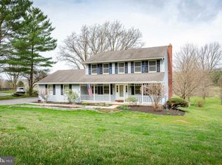 310 Avalon Ln, Westminster, MD 21158