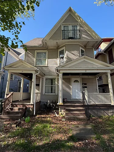 19-21 Harvard St #1 Photo 1