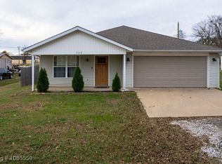 908 Cherry Loop, Muldrow, OK 74948