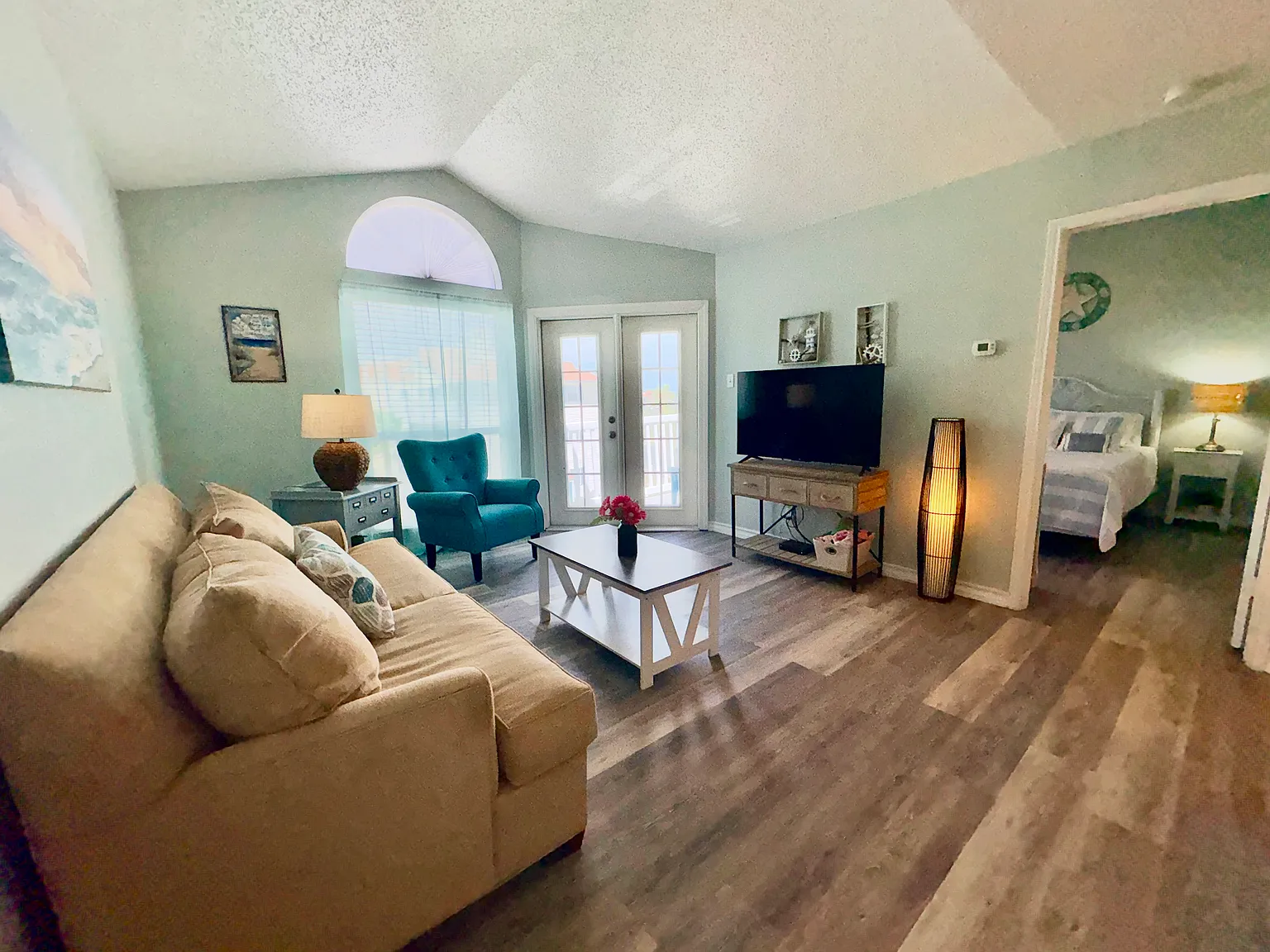 1 bed, 520 sqft, $1,600 — Photo 2
