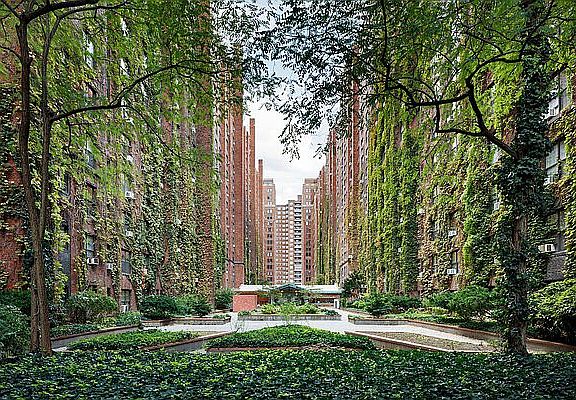 5th image of 425 W 23rd St APT 11a