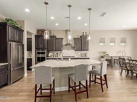 3rd image of 8112 W MERRIWEATHER Way