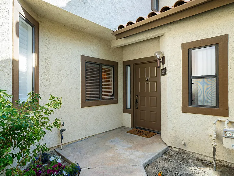 55102 Firestone — Photo 7