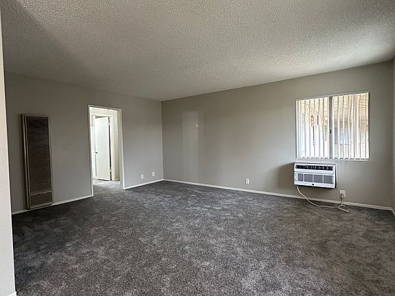 3rd image of 5305 Tyler Ave APT 9