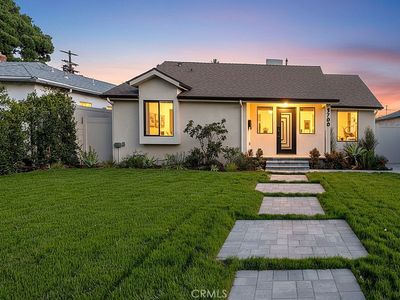 5700 Del Monte Ave, Van Nuys, CA, 91411