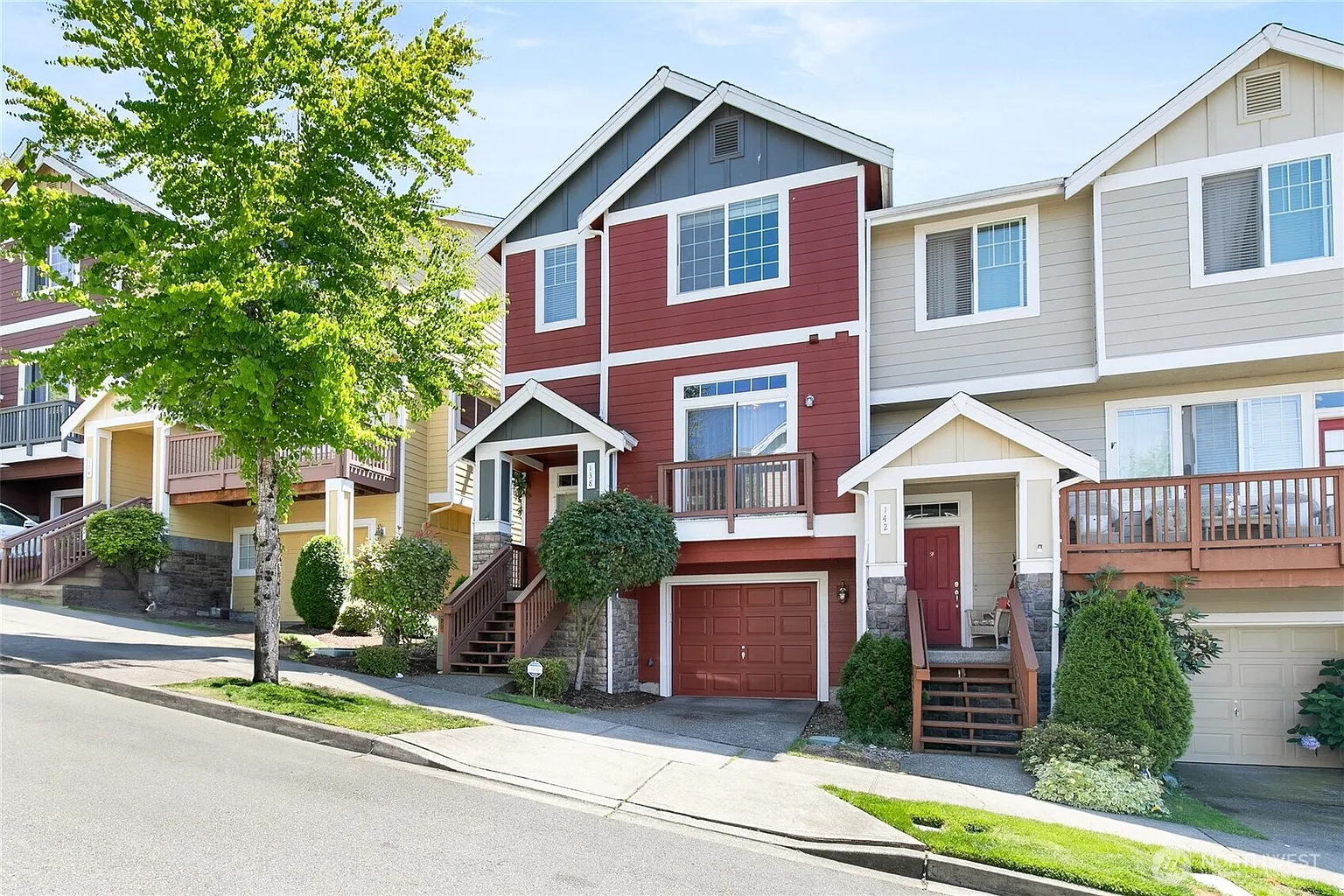 138 Spruce Street photo 1