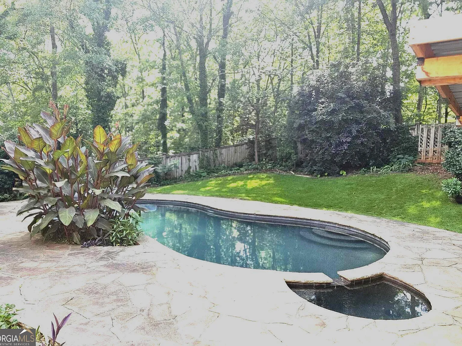 5 bed, 3.5 bath, 2442 sqft, $3,500 — Photo 3