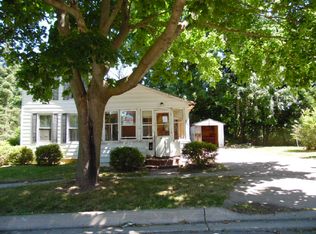 807 Bristol St, Adrian, MI 49221