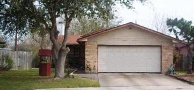 1st image of 13105 Deepwater Cir