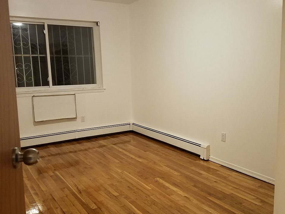 2nd image of 6737 73rd Pl #1